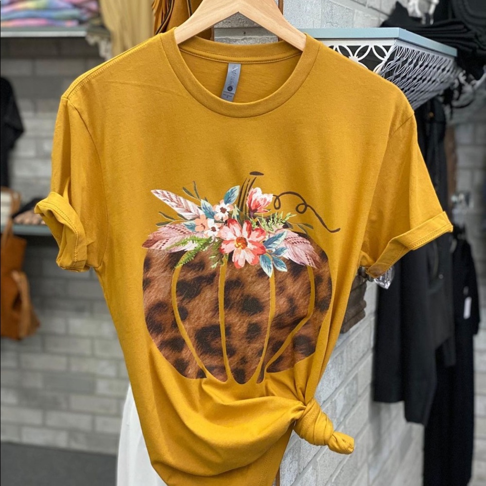 🎃 Mustard Pumpkin T-Shirt